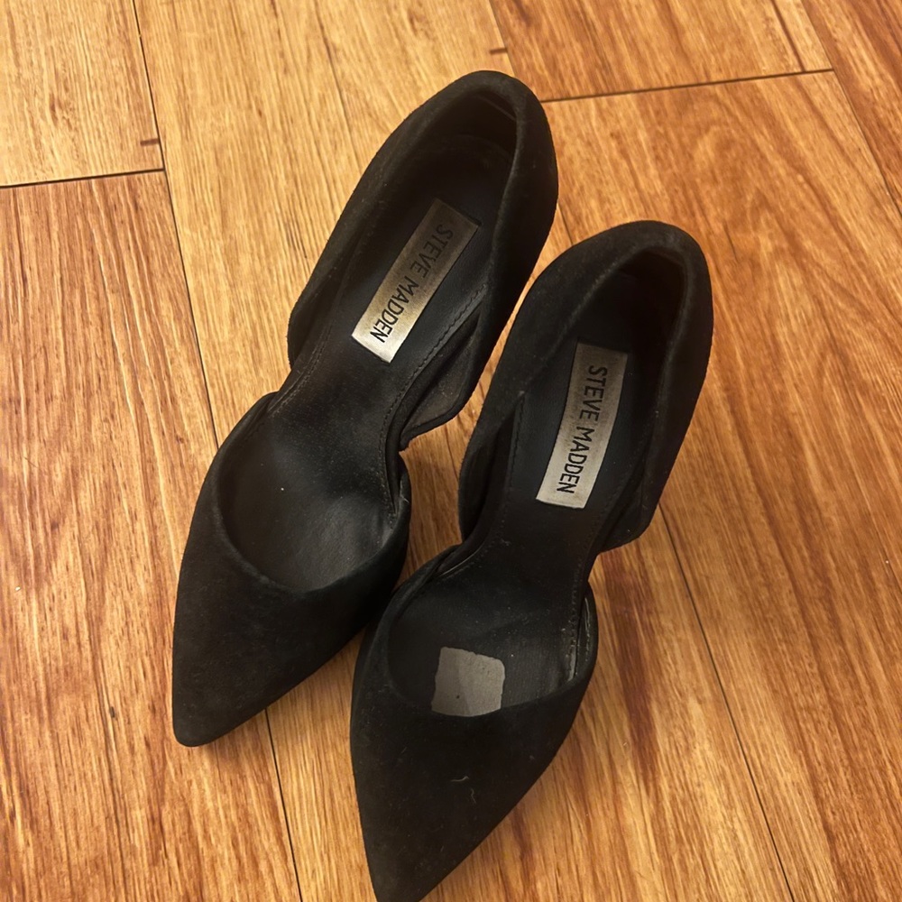 Used good condition Steve Madden black heels size 6